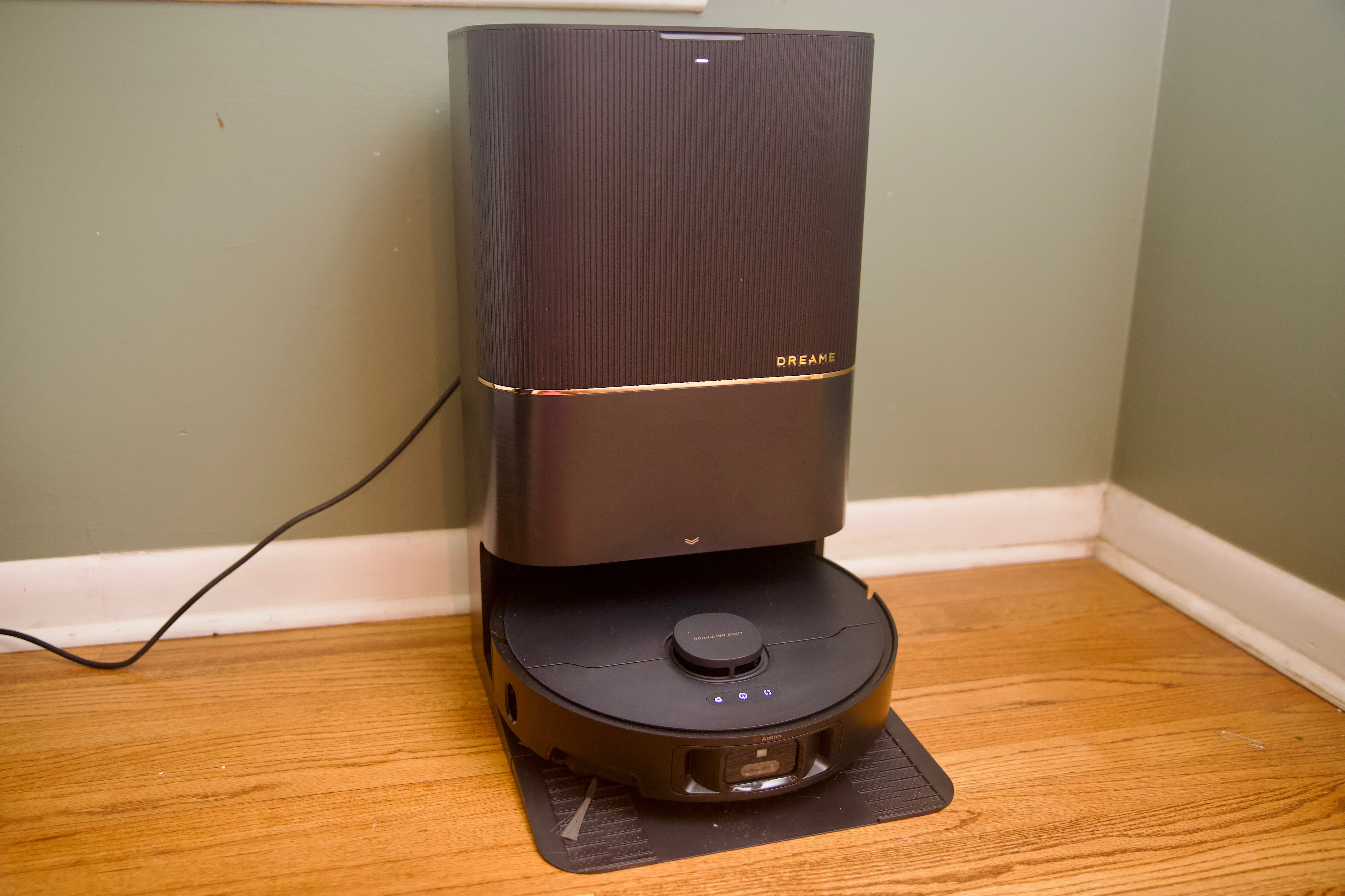 Dreame의 X40 Ultra는 틀림없이 블랙 프라이데이에 얻을 수 있는 최고의 로봇 청소기 거래일 것입니다