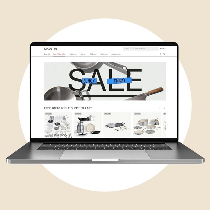 크리스마스가 일찍 다가왔습니다: 제작된 조리기구 세일을 쇼핑하고 무료 선물도 받으세요