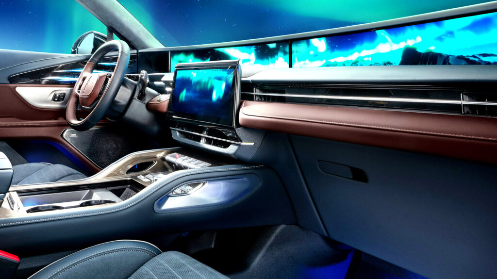 링컨은 북극광을 안으로 가져오는 방법을 찾았습니다