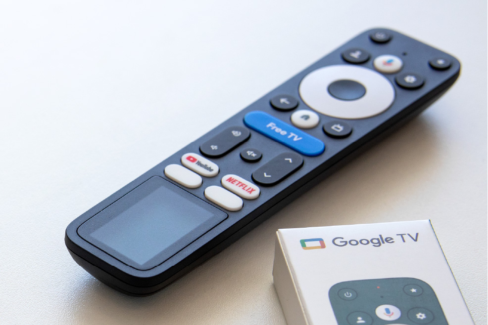 미래의 Google TV 기기에는 태양광 발전 리모컨이 함께 제공될 수도 있습니다