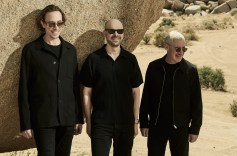 Above & Beyond가 새로운 다큐멘터리를 통해 팬들에게 최신 앨범의 비하인드 스토리를 공개합니다